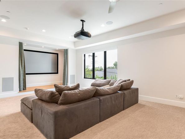 7506  Midbury Drive , Dallas Texas 75230