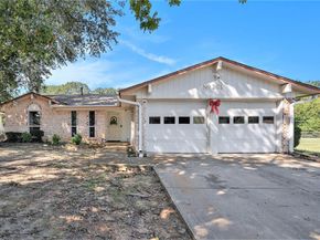 201  Bluebird Circle , Denton Texas 76209