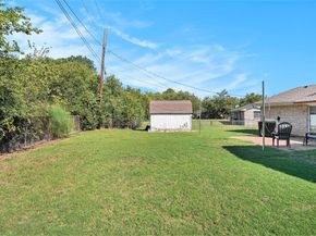 201  Bluebird Circle , Denton Texas 76209