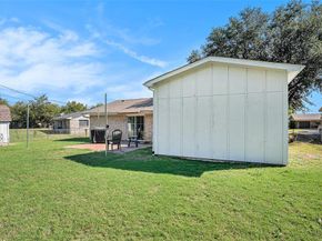 201  Bluebird Circle , Denton Texas 76209