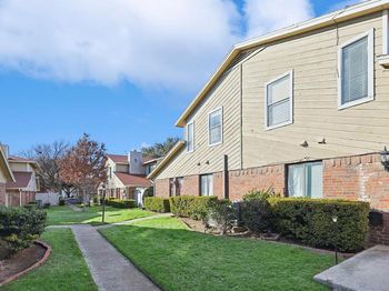 2240  Tarpley Road 