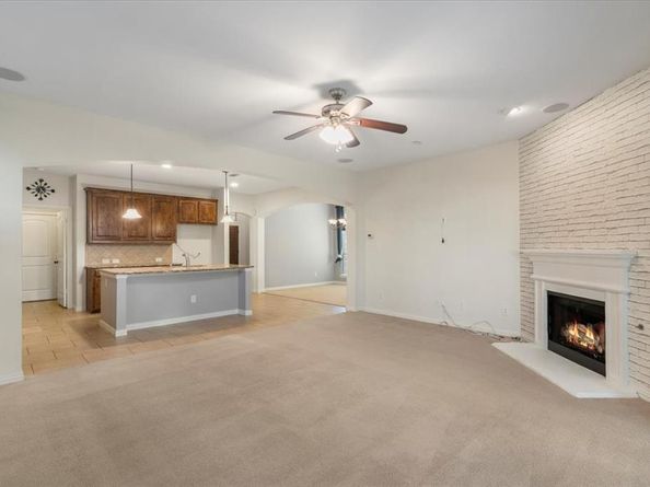 205  Vagon Castle Lane , Lewisville Texas 75056