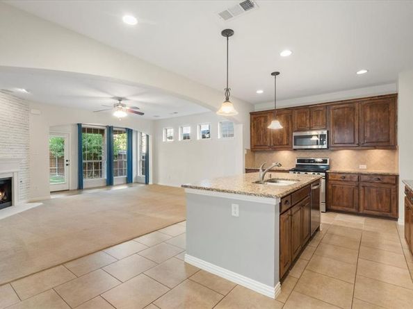 205  Vagon Castle Lane , Lewisville Texas 75056
