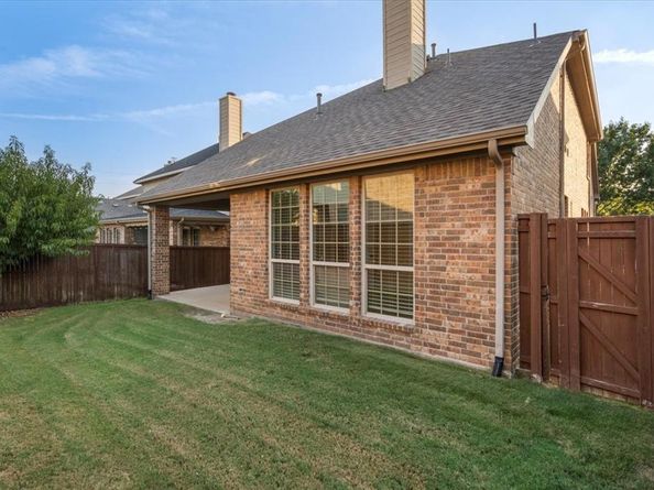 205  Vagon Castle Lane , Lewisville Texas 75056