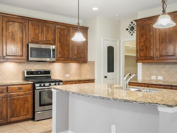 205  Vagon Castle Lane , Lewisville Texas 75056