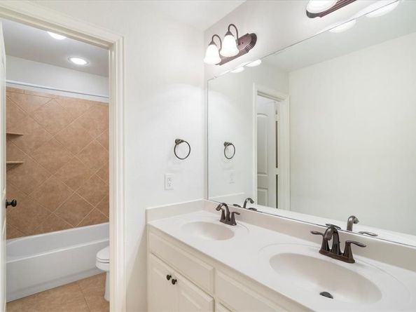 205  Vagon Castle Lane , Lewisville Texas 75056