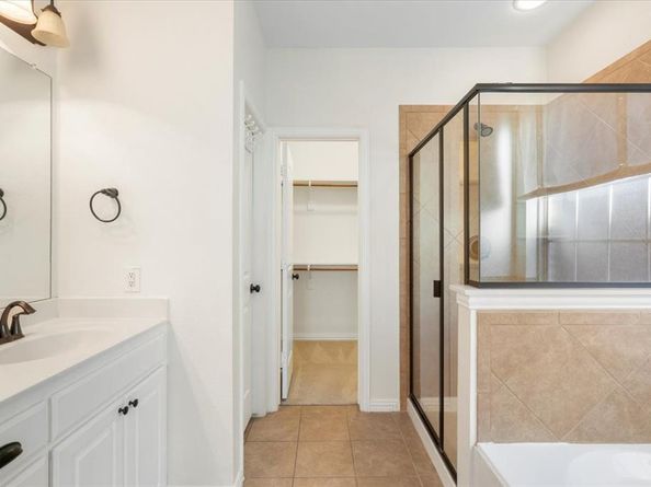 205  Vagon Castle Lane , Lewisville Texas 75056