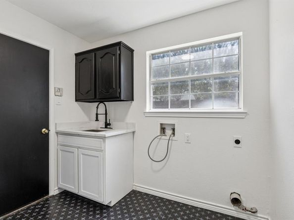 915  Inverness Circle , Highland Village Texas 75077