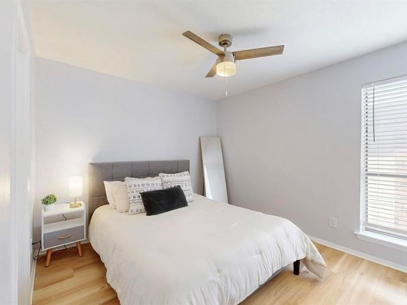 1810 N Garrett Avenue  216, Dallas Texas 75206