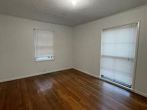 4133  Shelley Boulevard , Dallas Texas 75211