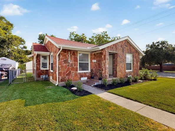 1328  Lakeside Drive , Garland Texas 75040