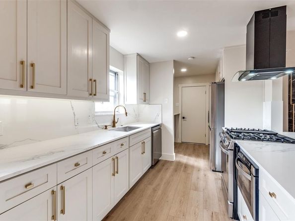 6225 N Jim Miller Road , Dallas Texas 75228