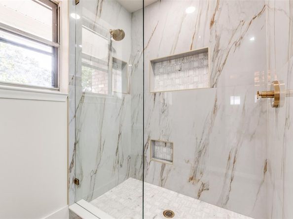 6225 N Jim Miller Road , Dallas Texas 75228