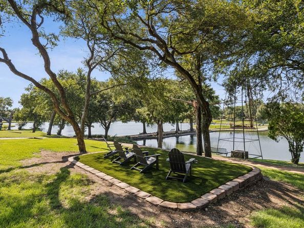 2912  Woodcroft  , Carrollton Texas 75006