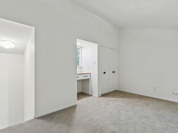 2912  Woodcroft  , Carrollton Texas 75006
