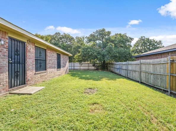 10420  Pondwood Drive , Dallas Texas 75217
