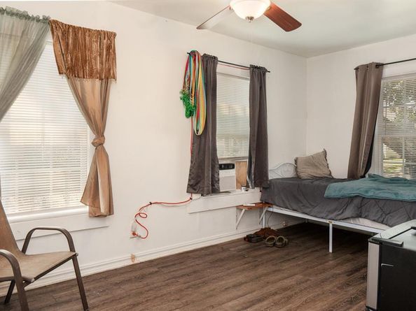 3509  College Avenue , Fort Worth Texas 76110