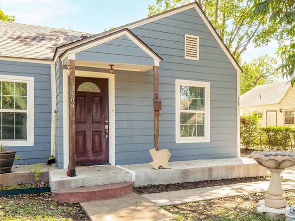 3509  College Avenue , Fort Worth Texas 76110
