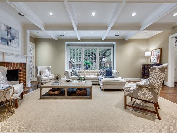 5804  Redwood Court , Dallas Texas 75209