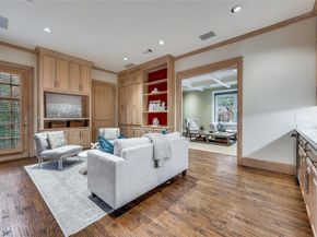 5804  Redwood Court , Dallas Texas 75209