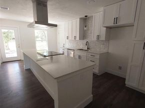 628  Polly Avenue , Azle Texas 76020