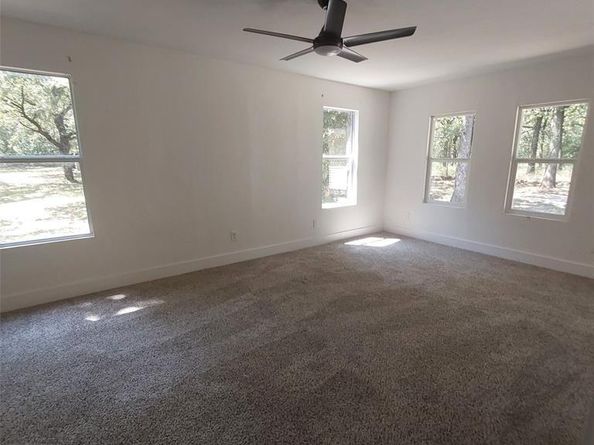 628  Polly Avenue , Azle Texas 76020