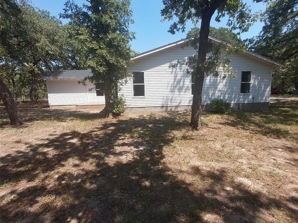 628  Polly Avenue , Azle Texas 76020