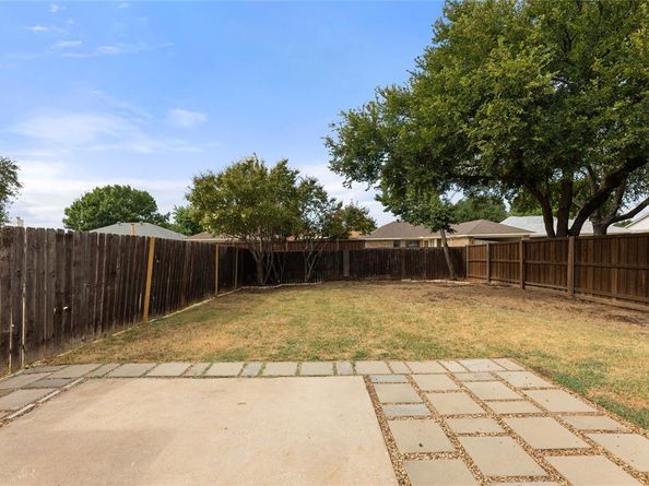 1537 N Valley Parkway , Lewisville Texas 75077