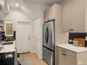 8045 F Mary Avenue NW, Seattle WA 98117