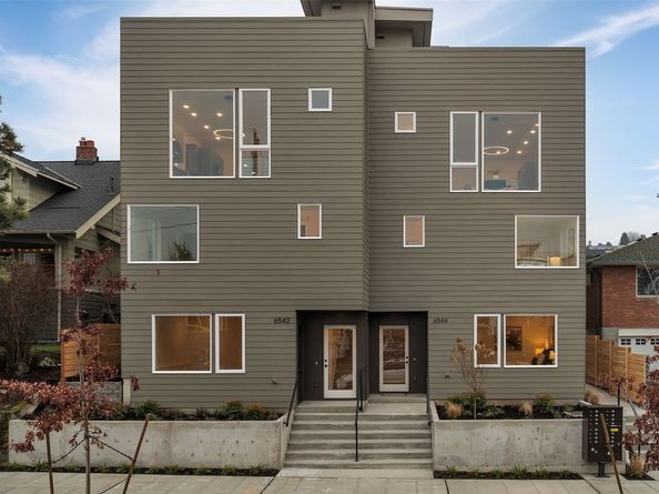 6544 44th Avenue SW, Seattle WA 98136