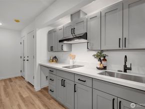 6544 44th Avenue SW, Seattle WA 98136