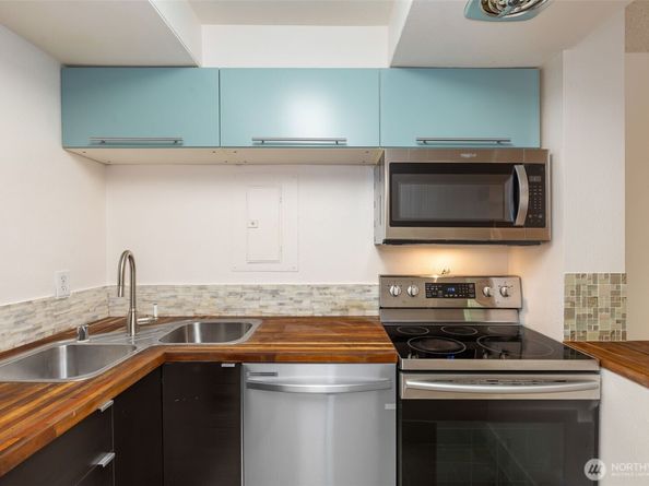 14665 NE 34TH Street B13, Bellevue WA 98007