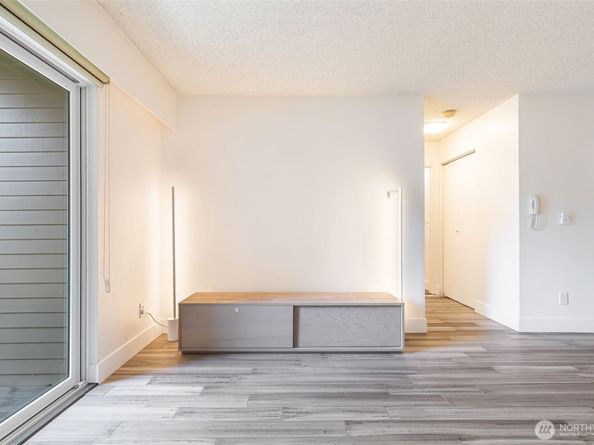 14665 NE 34TH Street B13, Bellevue WA 98007