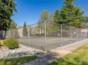 14665 NE 34TH Street B13, Bellevue WA 98007