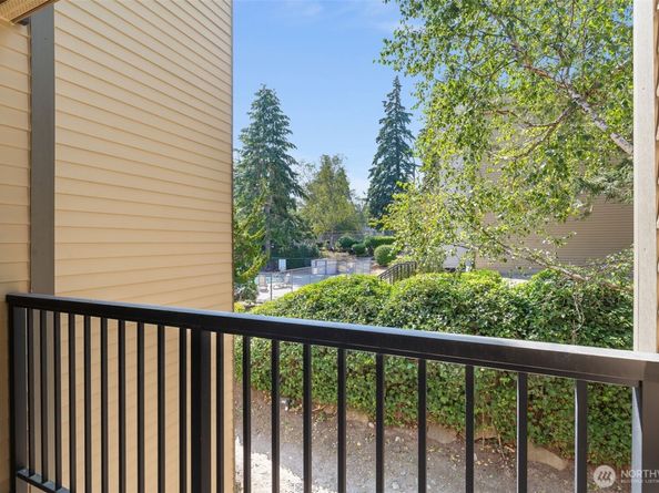 14665 NE 34TH Street B13, Bellevue WA 98007
