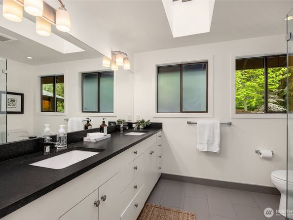 7800 NE West Port Madison Road, Bainbridge Island WA 98110