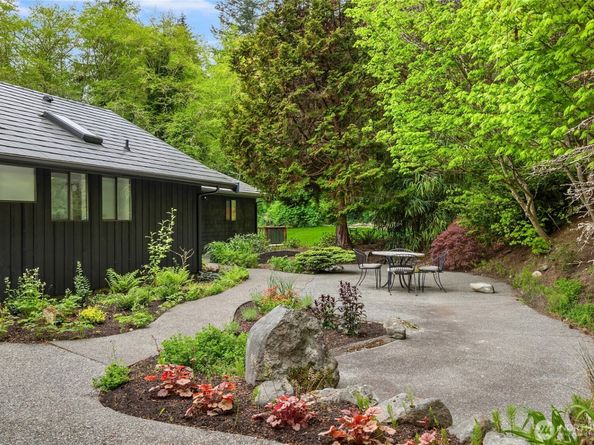 7800 NE West Port Madison Road, Bainbridge Island WA 98110