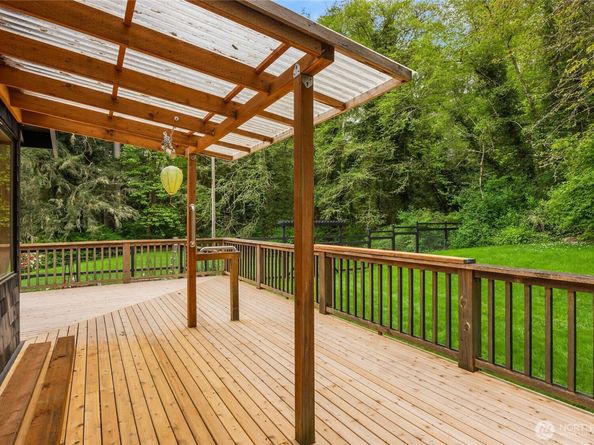 7800 NE West Port Madison Road, Bainbridge Island WA 98110