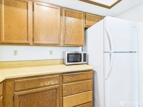12721 NE 129th Court F103, Kirkland WA 98034