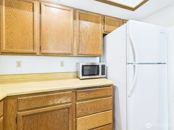 12721 NE 129th Court F103, Kirkland WA 98034