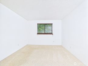 12721 NE 129th Court F103, Kirkland WA 98034