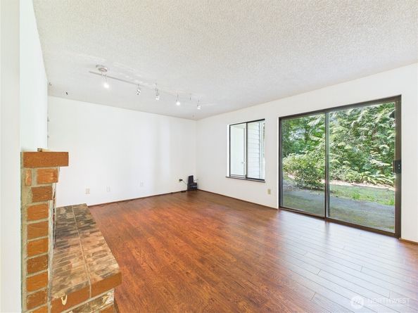 12721 NE 129th Court F103, Kirkland WA 98034