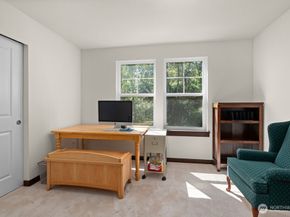 7169 27th Avenue SW 121, Seattle WA 98106