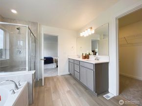 10328 6th Place SE SW 19, Lake Stevens WA 98258