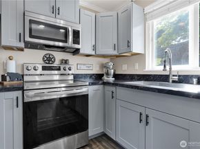 918 Cleveland Avenue, Snohomish WA 98290