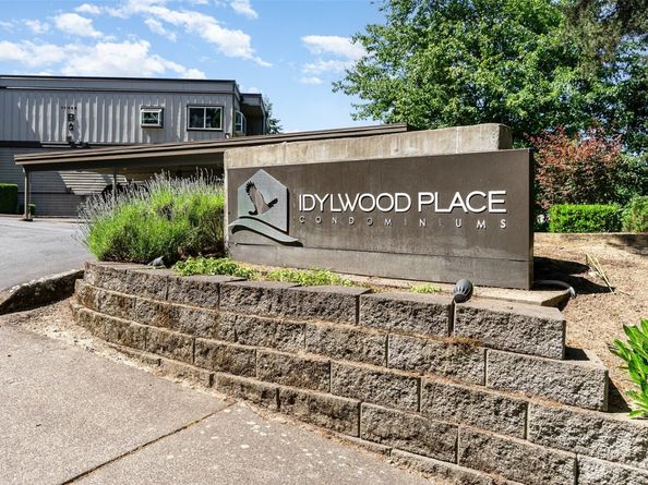 17440 NE 38th Street A201, Redmond WA 98052
