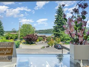 17440 NE 38th Street A201, Redmond WA 98052