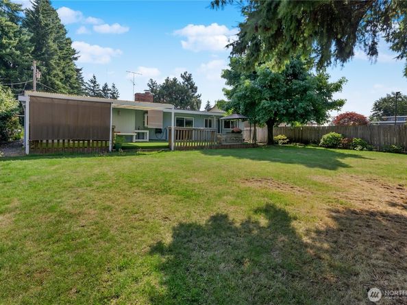24815 42nd Avenue S, Kent WA 98032