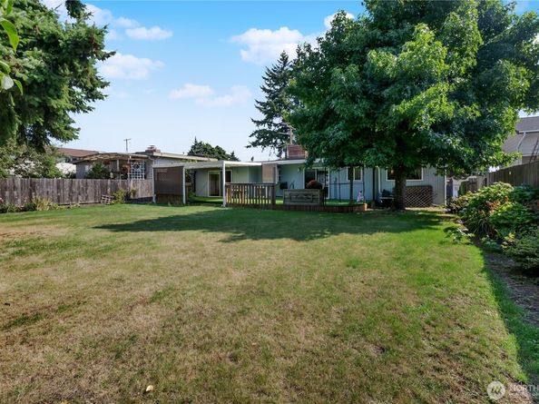24815 42nd Avenue S, Kent WA 98032