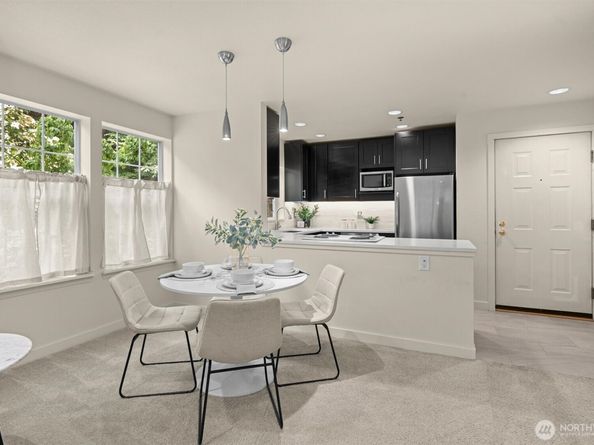 2540 118th Avenue SE 202, Bellevue WA 98005